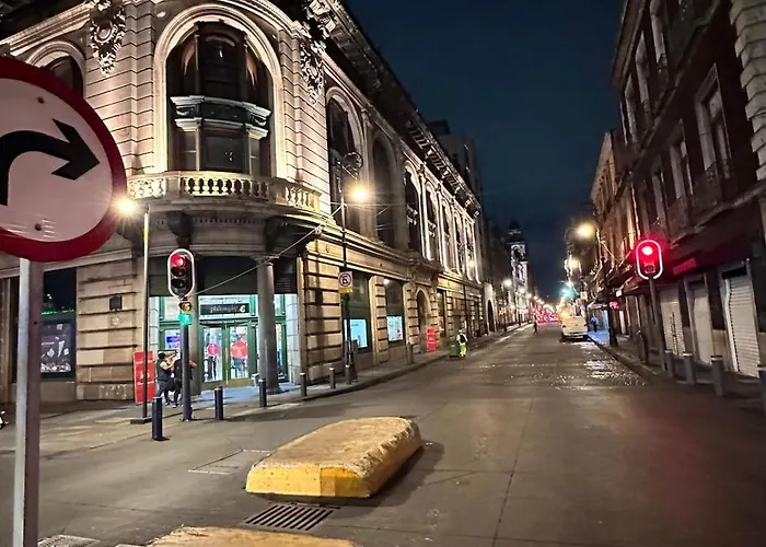Amplio En Calle Peatonal A Pasos Del Centro Historico Apartment Mexico City